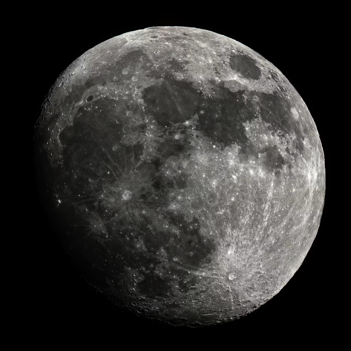 Lune sans fond